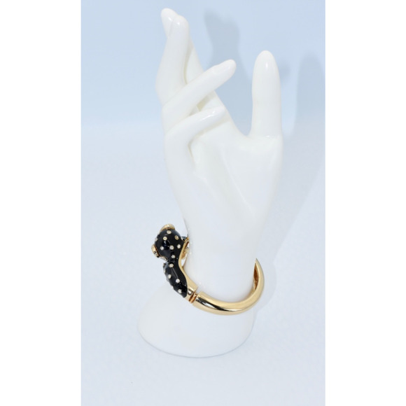 Panetta Vintage 1980's Black Enamel and Gold Tone PANTHER Bangle Bracelet - Picture 4 of 12